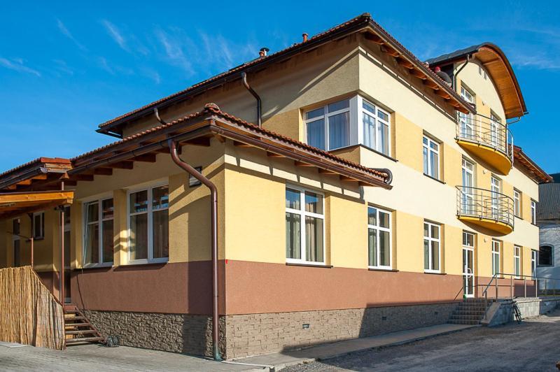 Penzion Centrum Oravsky Biely Potok Eksteriør billede
